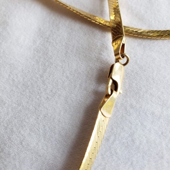 14K Italian Gold 28" Polished Bold Herringbone Necklace - Picture 3 of 8